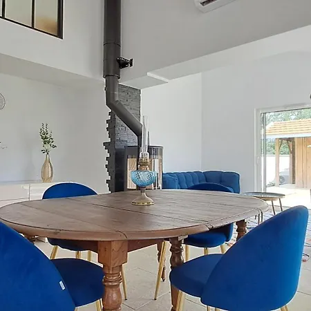 Cote Ouest, Elegance Piscine Et Pool-house *