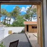 Cote Ouest, Elegance Piscine Et Pool-house * グジャン・メストラ